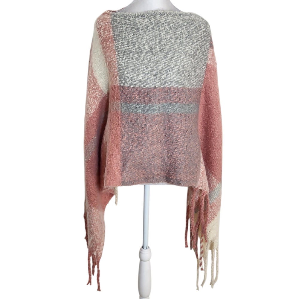 Styline Gray and Pink Plaid Boho Poncho One Size NWT